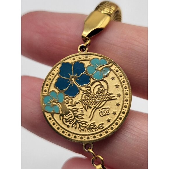 VTG Hibiscus Coin Medallion Gold Tone Herringbone Bracelet Stainless Steel - Picture 3 of 8